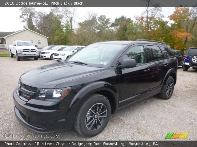 2018 Dodge Journey SE in Pitch Black