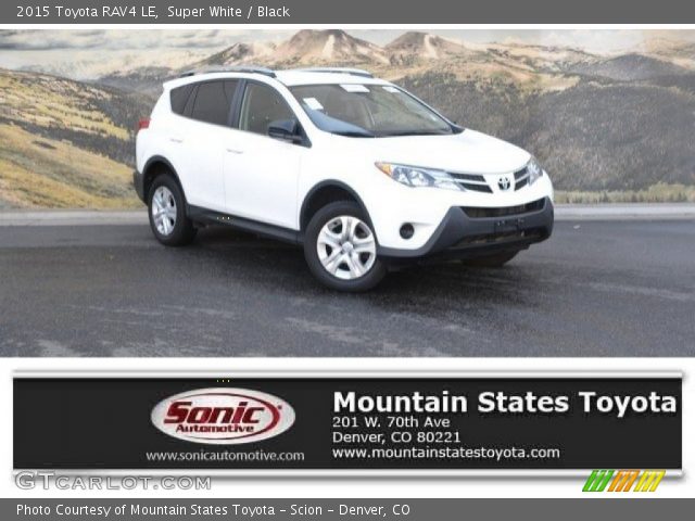 2015 Toyota RAV4 LE in Super White