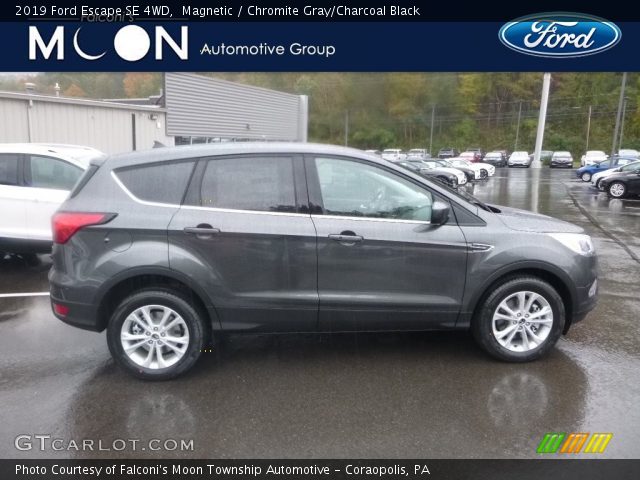 2019 Ford Escape SE 4WD in Magnetic