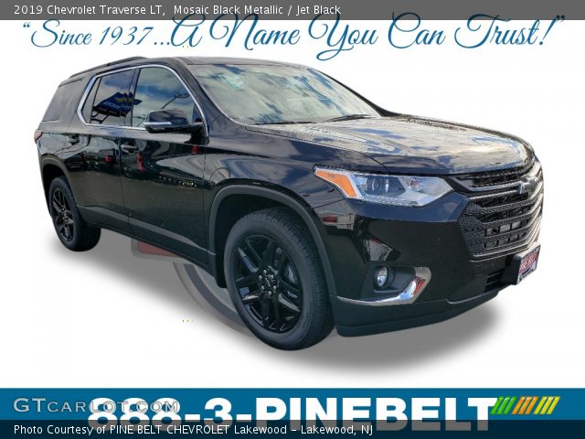 2019 Chevrolet Traverse LT in Mosaic Black Metallic