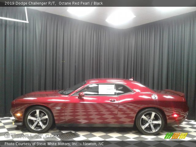 2019 Dodge Challenger R/T in Octane Red Pearl