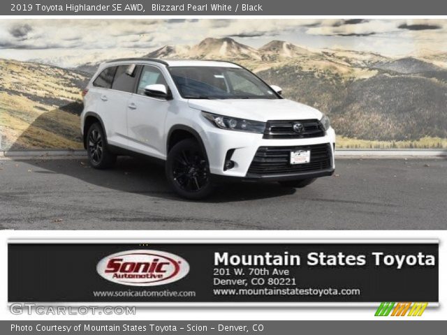 2019 Toyota Highlander SE AWD in Blizzard Pearl White