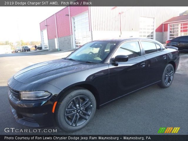 2019 Dodge Charger SXT AWD in Pitch Black
