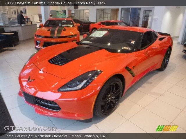 2019 Chevrolet Corvette Stingray Coupe in Torch Red