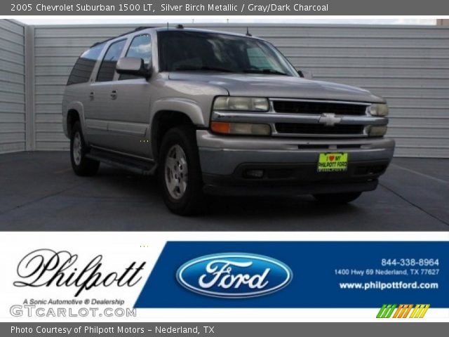 2005 Chevrolet Suburban 1500 LT in Silver Birch Metallic