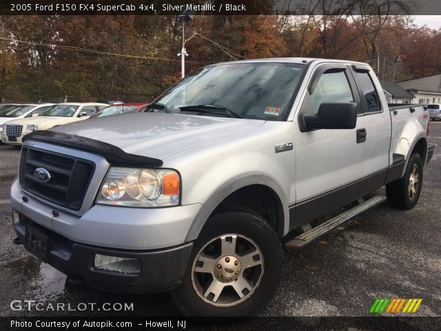 2005 Ford F150 FX4 SuperCab 4x4 in Silver Metallic