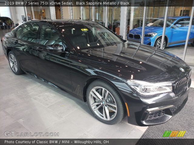2019 BMW 7 Series 750i xDrive Sedan in Black Sapphire Metallic