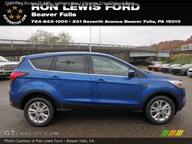 2019 Ford Escape SE 4WD in Lightning Blue