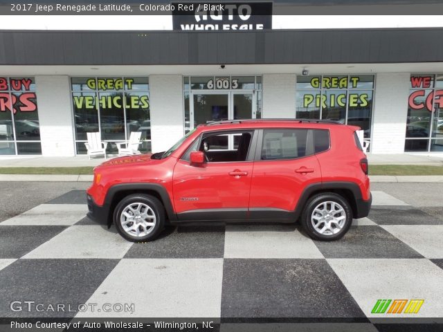 2017 Jeep Renegade Latitude in Colorado Red