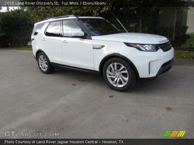 2018 Land Rover Discovery SE in Fuji White