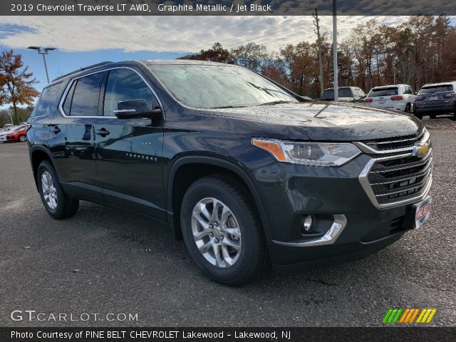 2019 Chevrolet Traverse LT AWD in Graphite Metallic