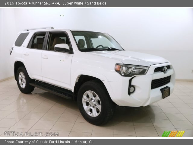 2016 Toyota 4Runner SR5 4x4 in Super White