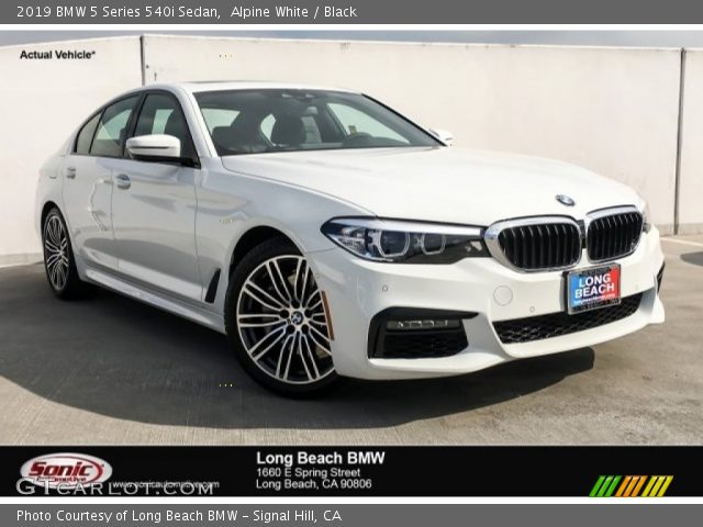 2019 BMW 5 Series 540i Sedan in Alpine White