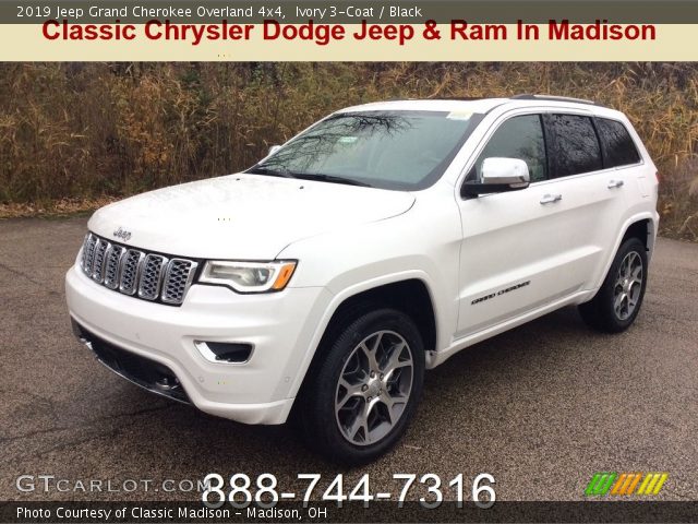 2019 Jeep Grand Cherokee Overland 4x4 in Ivory 3-Coat