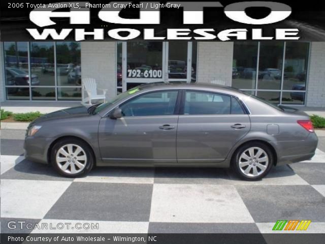2006 Toyota Avalon XLS in Phantom Gray Pearl
