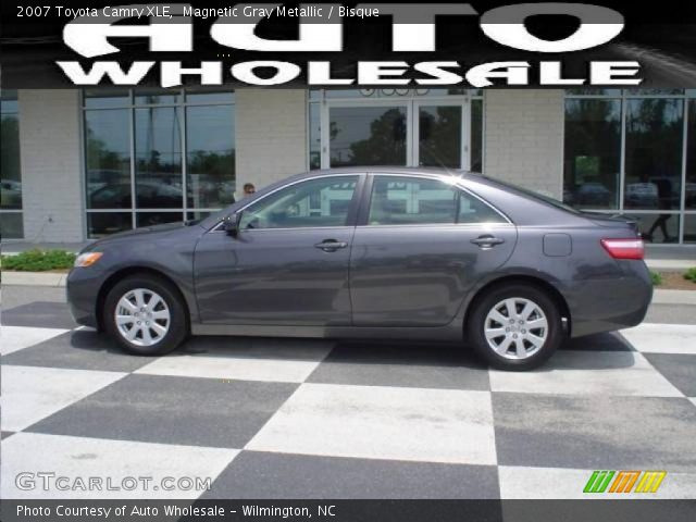 2007 Toyota Camry XLE in Magnetic Gray Metallic