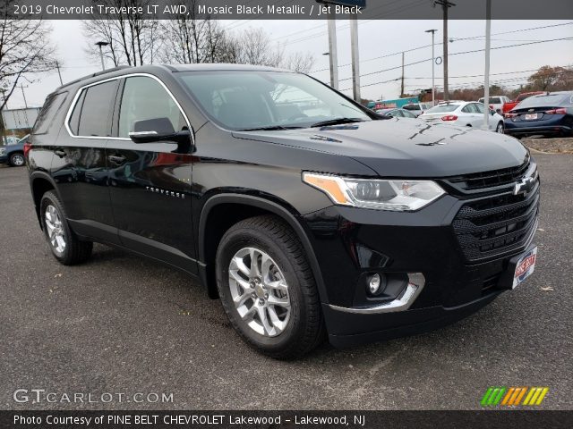 2019 Chevrolet Traverse LT AWD in Mosaic Black Metallic