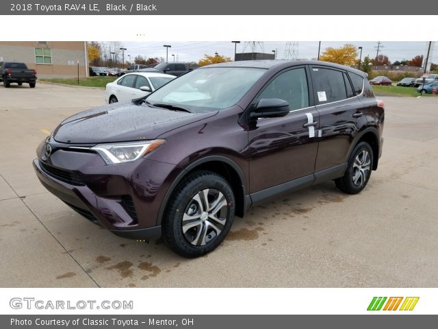 2018 Toyota RAV4 LE in Black