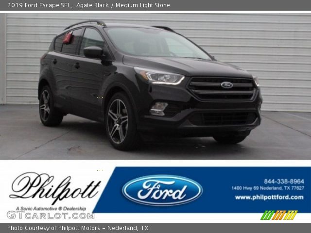 2019 Ford Escape SEL in Agate Black