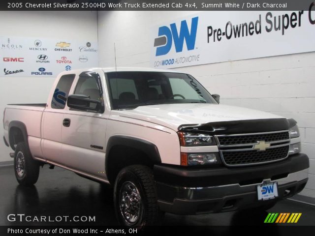 2005 Chevrolet Silverado 2500HD Work Truck Extended Cab 4x4 in Summit White