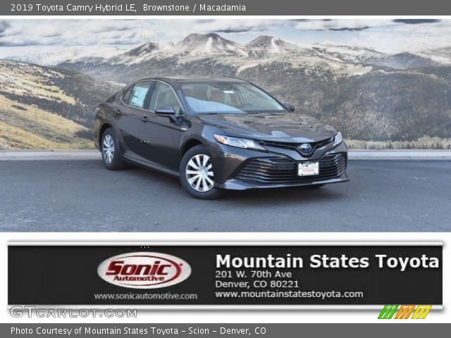 2019 Toyota Camry Hybrid LE in Brownstone