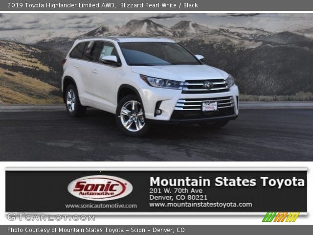 2019 Toyota Highlander Limited AWD in Blizzard Pearl White