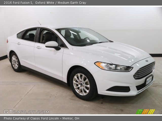 2016 Ford Fusion S in Oxford White