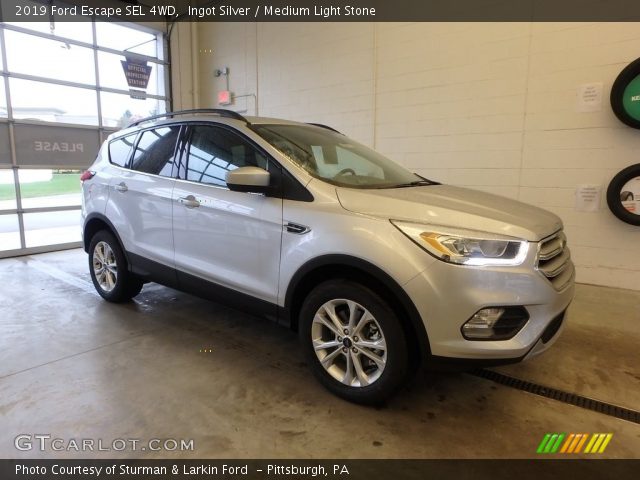 2019 Ford Escape SEL 4WD in Ingot Silver