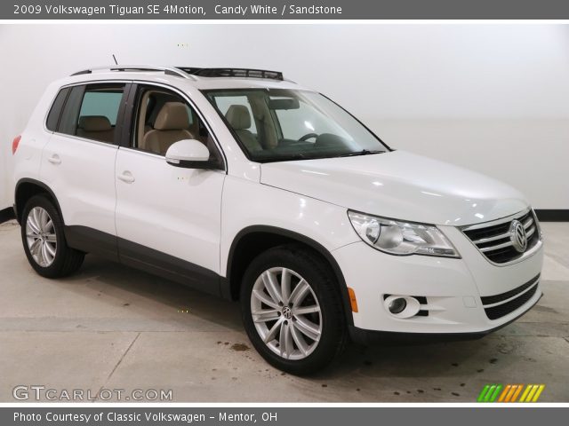 2009 Volkswagen Tiguan SE 4Motion in Candy White