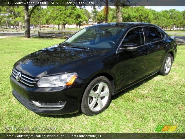 2013 Volkswagen Passat 2.5L SE in Black