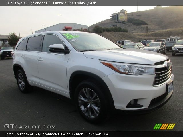 2015 Toyota Highlander LE in Blizzard Pearl White