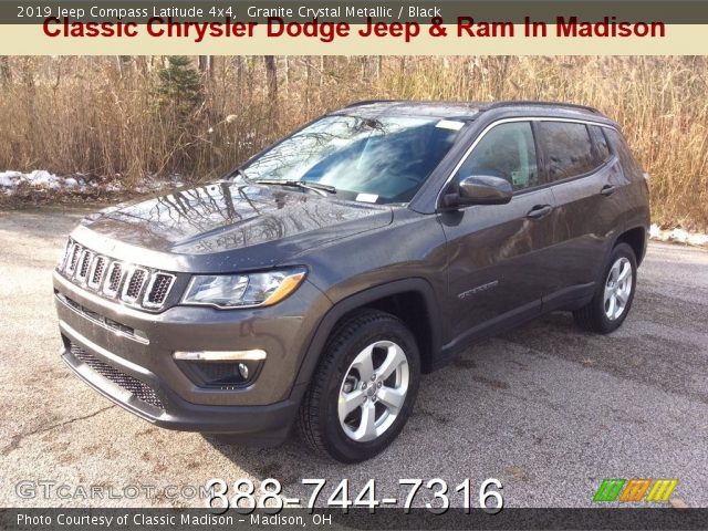 2019 Jeep Compass Latitude 4x4 in Granite Crystal Metallic