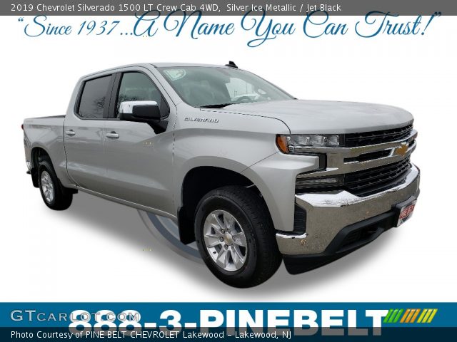 2019 Chevrolet Silverado 1500 LT Crew Cab 4WD in Silver Ice Metallic