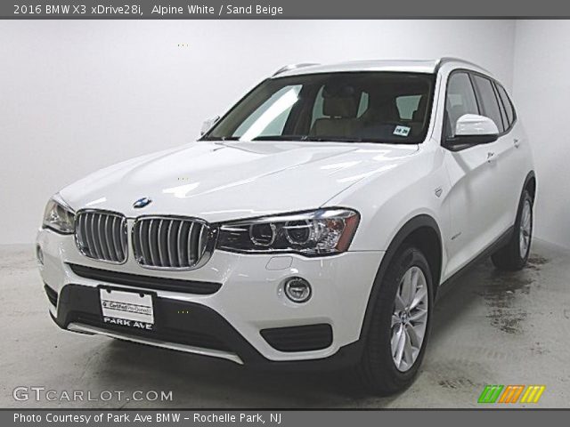 2016 BMW X3 xDrive28i in Alpine White