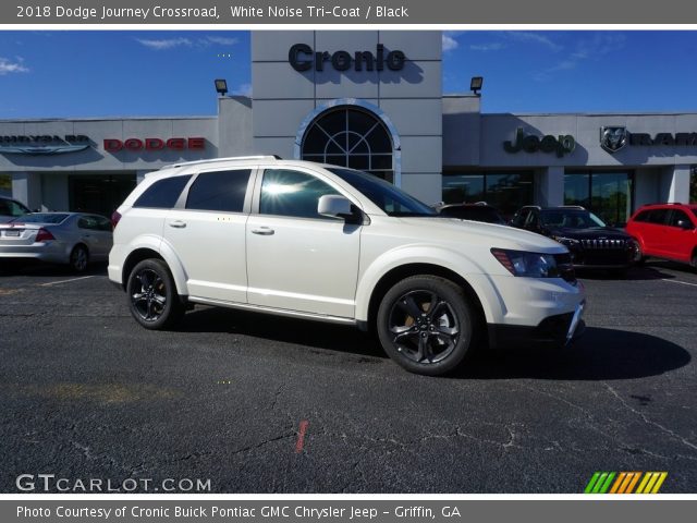 2018 Dodge Journey Crossroad in White Noise Tri-Coat