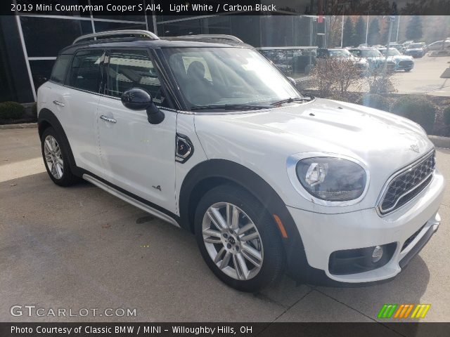 2019 Mini Countryman Cooper S All4 in Light White