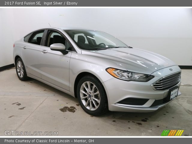 2017 Ford Fusion SE in Ingot Silver