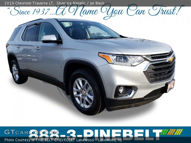 2019 Chevrolet Traverse LT in Silver Ice Metallic