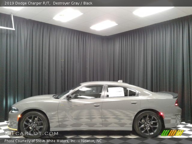 2019 Dodge Charger R/T in Destroyer Gray
