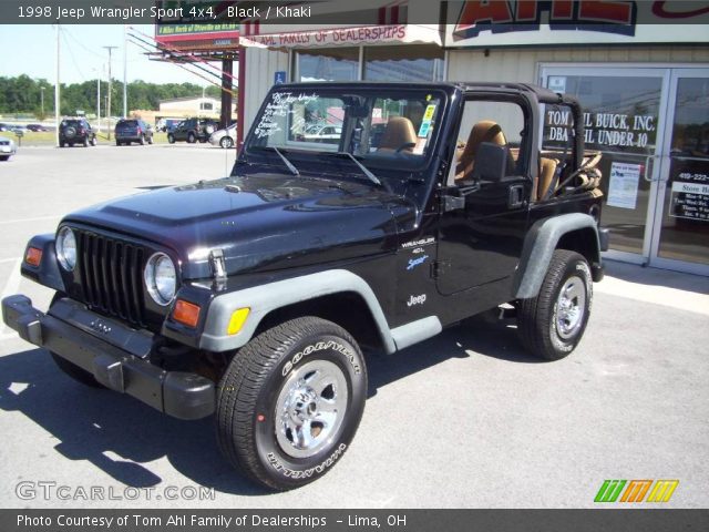 1998 Jeep Wrangler Sport 4x4 in Black