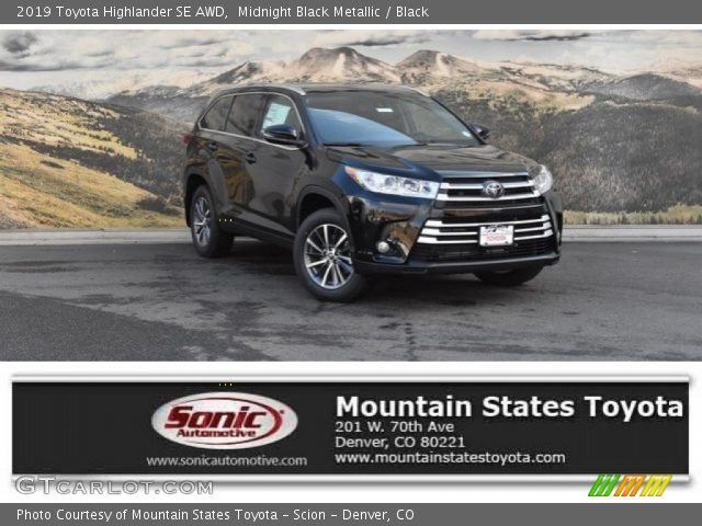 2019 Toyota Highlander SE AWD in Midnight Black Metallic