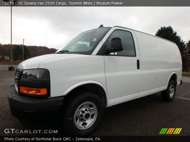 2019 GMC Savana Van 2500 Cargo in Summit White