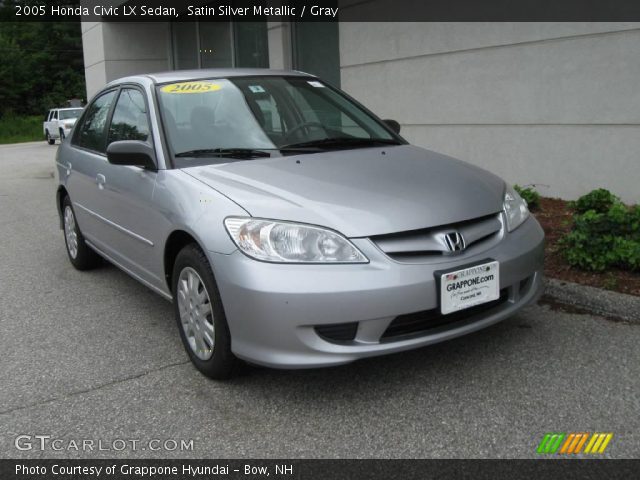 2005 Honda Civic LX Sedan in Satin Silver Metallic