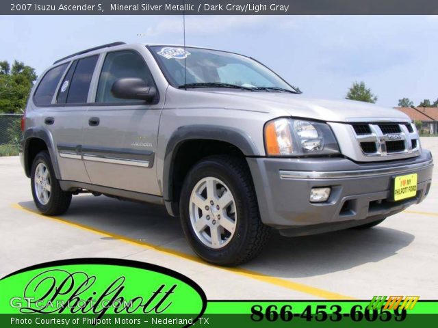 2007 Isuzu Ascender S in Mineral Silver Metallic