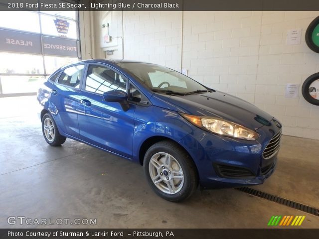 2018 Ford Fiesta SE Sedan in Lightning Blue