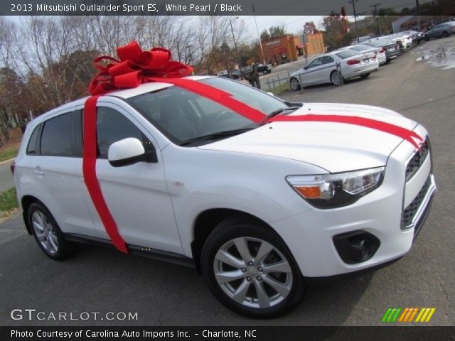 2013 Mitsubishi Outlander Sport ES in White Pearl