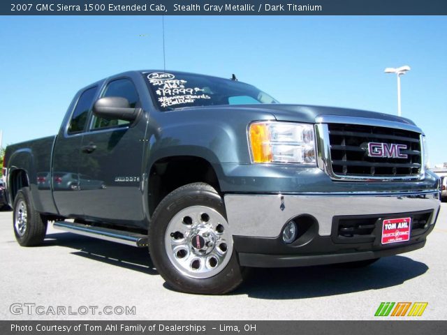 2007 GMC Sierra 1500 Extended Cab in Stealth Gray Metallic