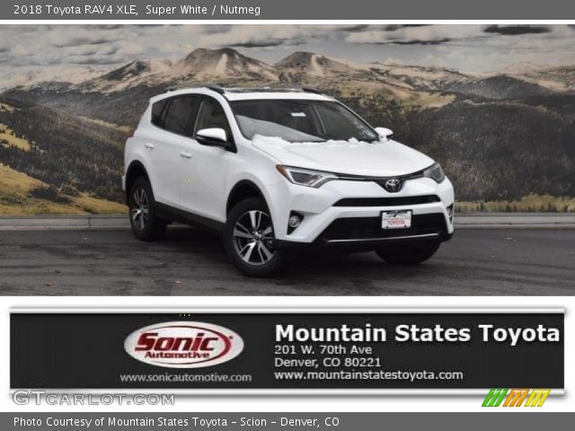 2018 Toyota RAV4 XLE in Super White