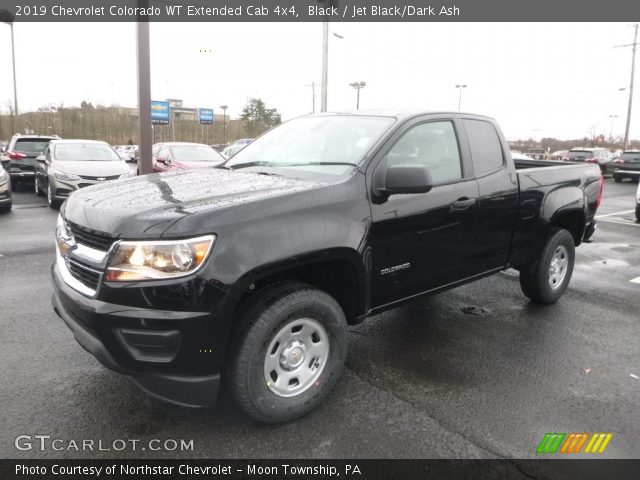 2019 Chevrolet Colorado WT Extended Cab 4x4 in Black
