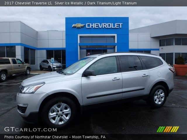 2017 Chevrolet Traverse LS in Silver Ice Metallic